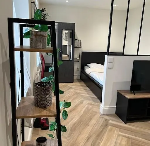 Apartment Le Superbe - Calme A - Proche Transports *